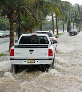 rain-wet-cars-heavy-rain-flooded-street-ugly-day-water-on-the-street-a-lot-of-water-on-street